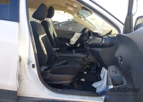 2022 Nissan Kicks Sv Xtronic Cvt из США, поврежденный, VIN 3N1CP5CV1NL485047